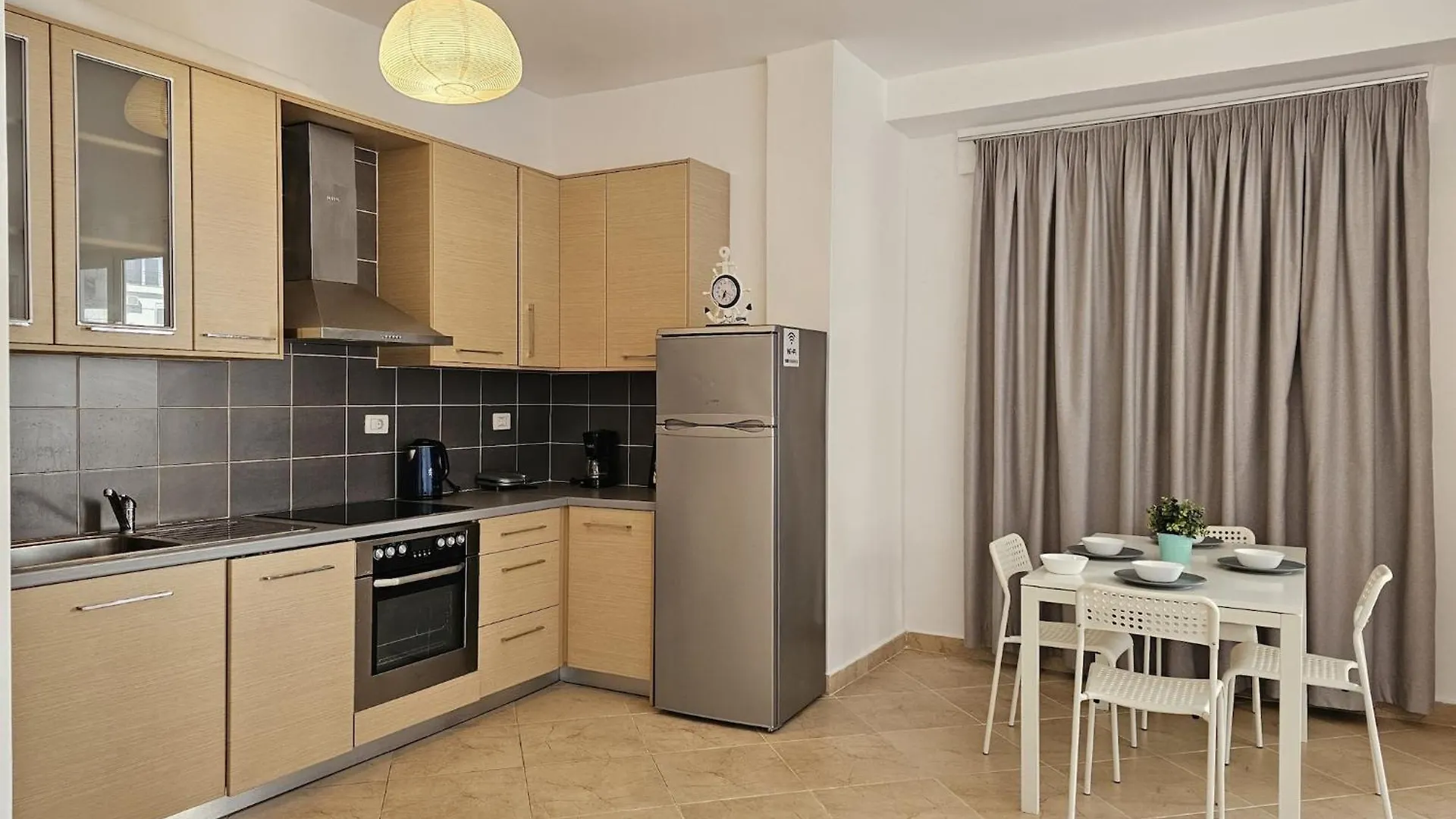Scenic Stays With Space, Style & Simplicity Sarandë 0*,